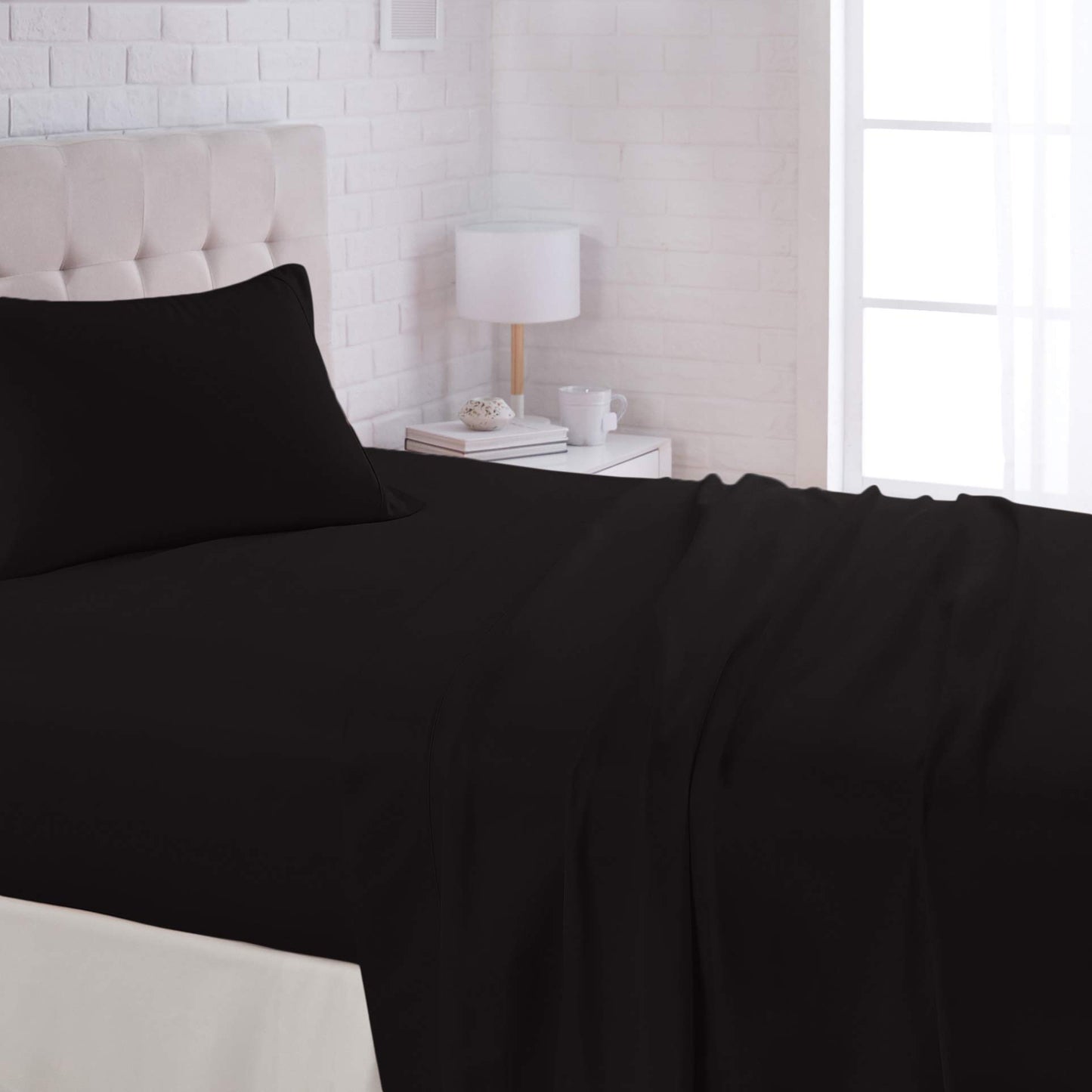 Amazon Basics Lightweight Super Soft Easy Care Microfiber 4 Piece Bed Sheet Set with 14-Inch Deep Pockets, Queen, Black, Solid